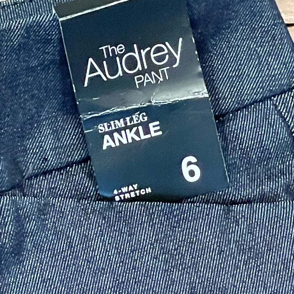 NY&Co Audrey Pant